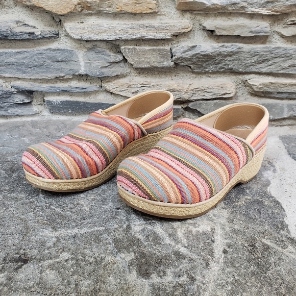 Vegan Dansko Canvas Striped Clogs 37 = 6.5/7 - Picture 1 of 7